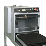 Аппарат M&R i-Prep предназначен для автоматического нанесения текстильного праймера в первую очередь на черные и цветные изделия, предназначенные для прямой печати по ткани.